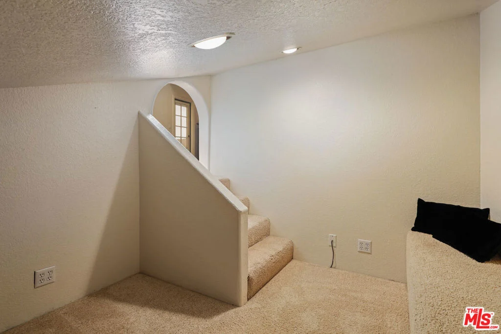 Photo of 71790 Jaguar Way