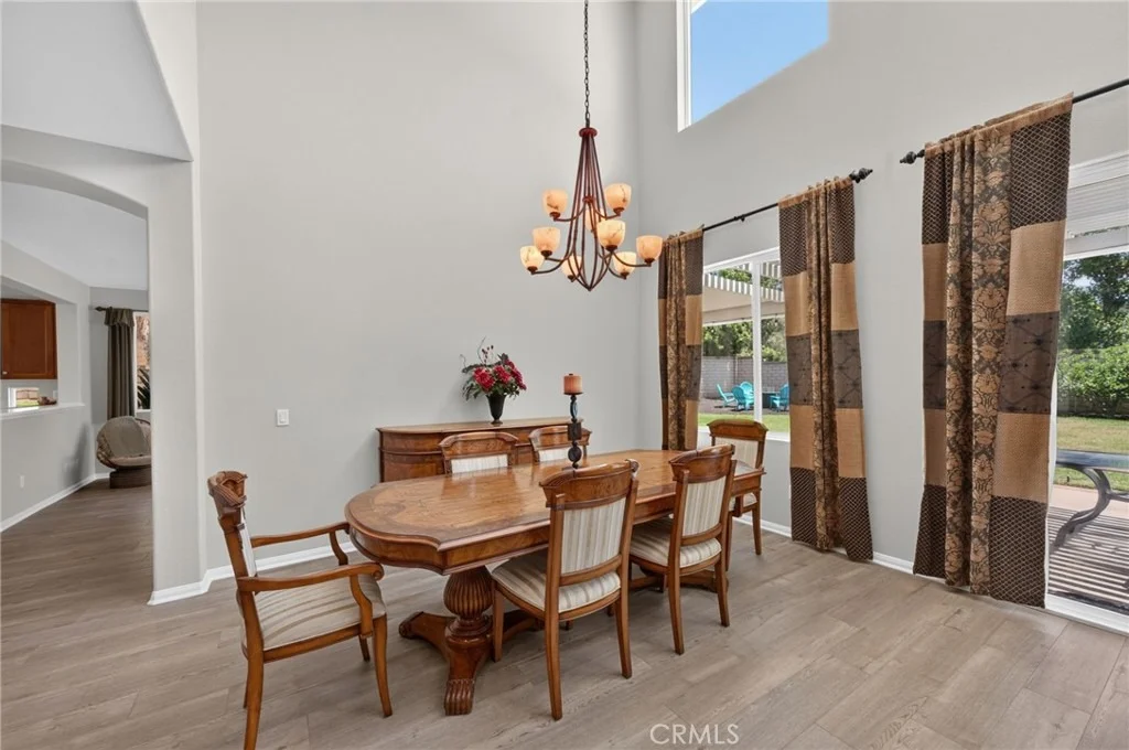 Photo of 2332 Douglaston