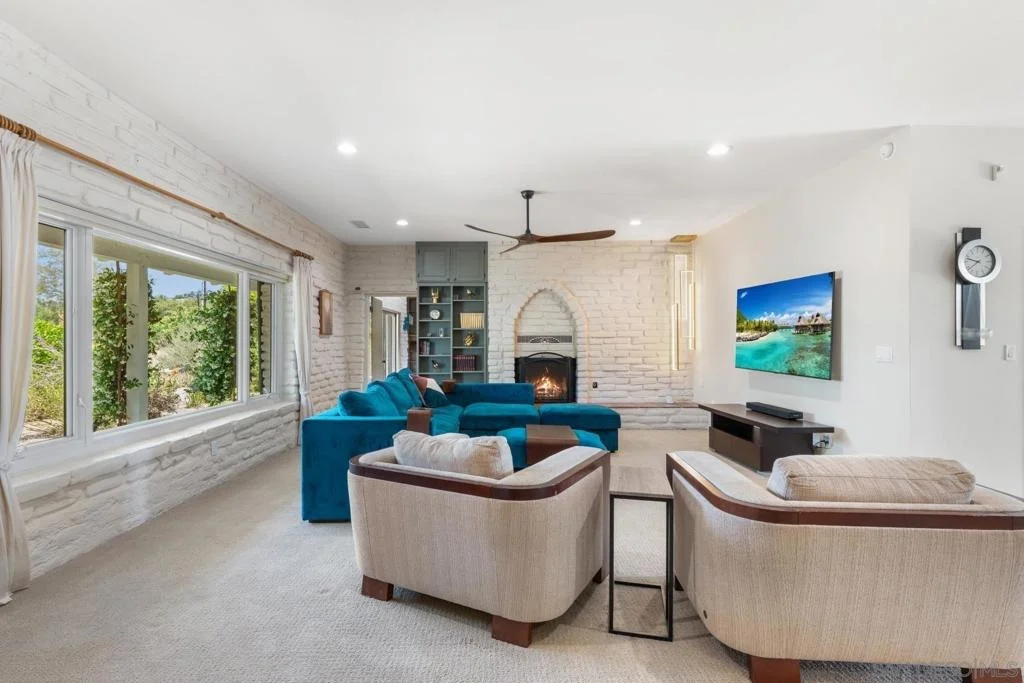 Photo of 2422 Peet Lane