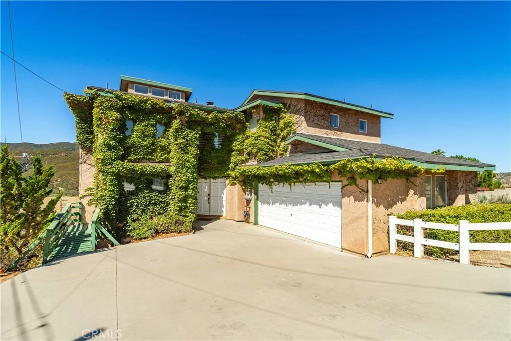 Photo of 14738 Flintstone Drive