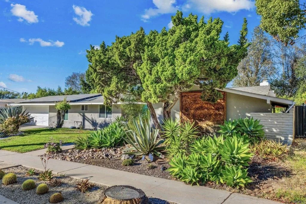 Photo of 9378 Loren Drive