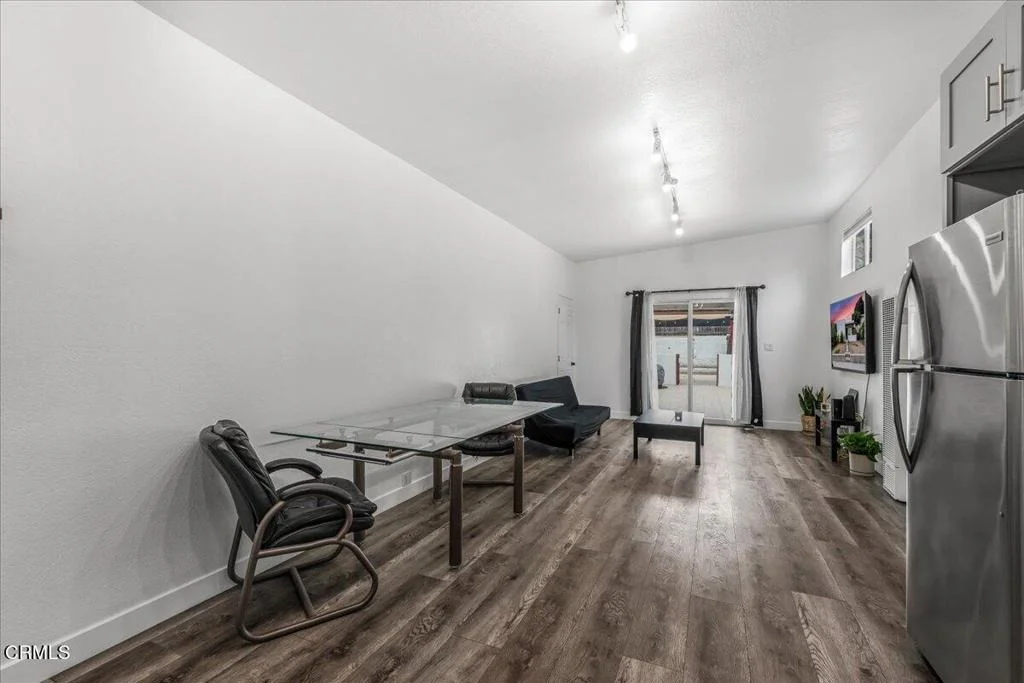 Photo of 1155 Richmond Road
