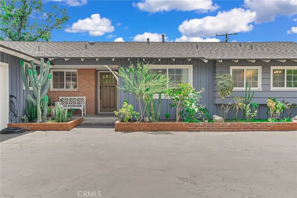 Photo of 1302 E Bennett
