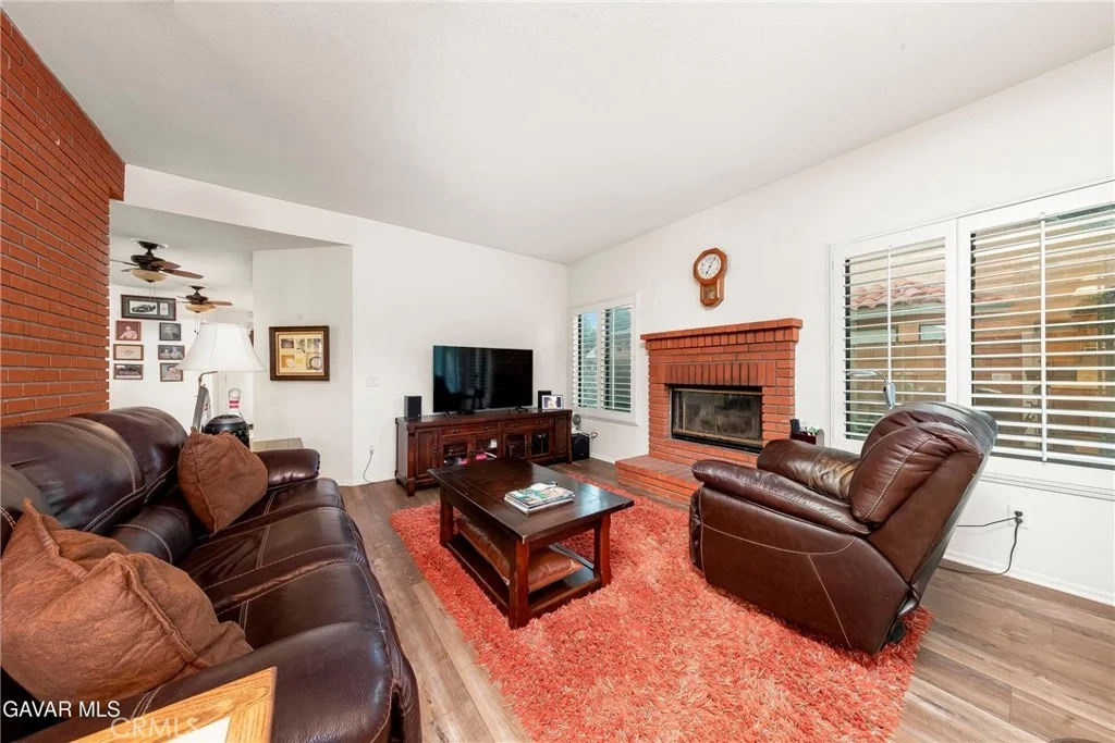 Photo of 5619 W Avenue L4