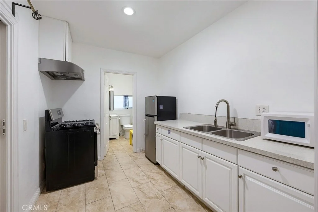 Photo of 5024 Baldwin Park Boulevard