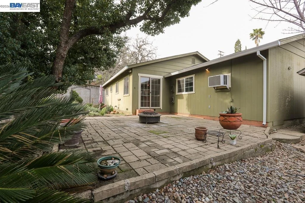 Photo of 3345 Oakwood Place