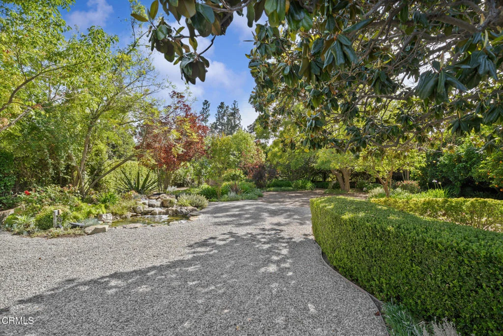 Photo of 2004 Glenview Terrace