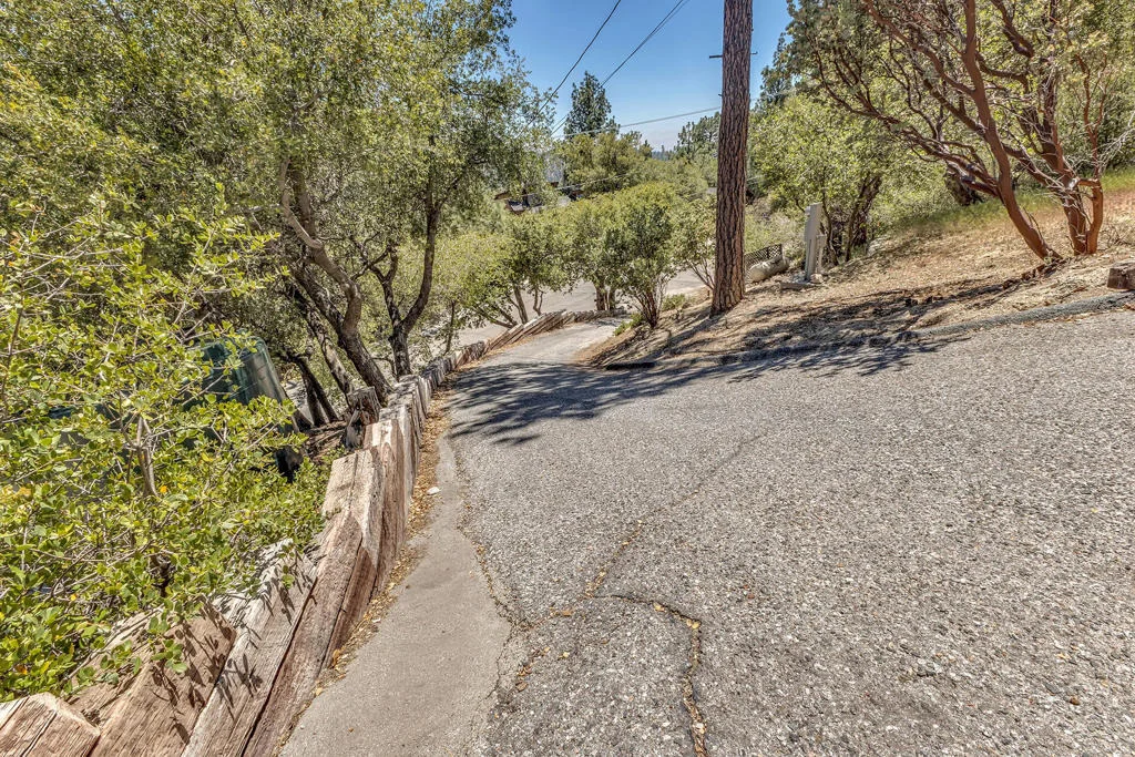 Photo of 54720 Falling Leaf Drive