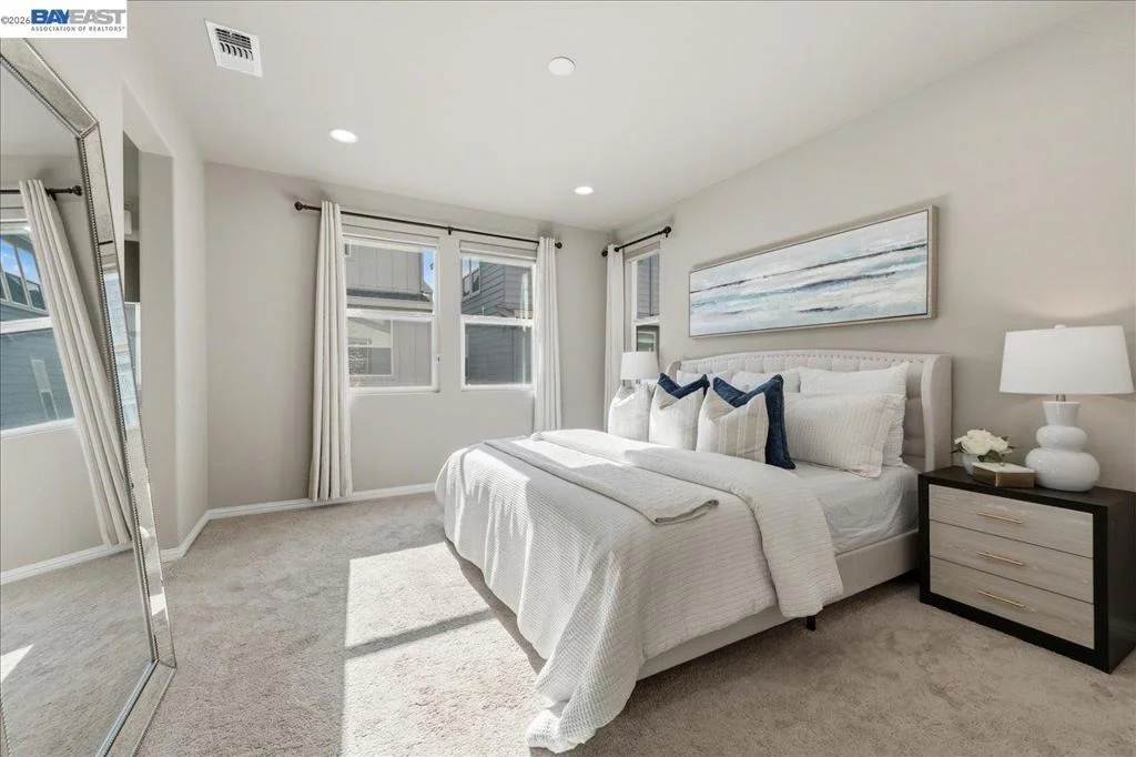 Photo of 4398 Healdsburg Way
