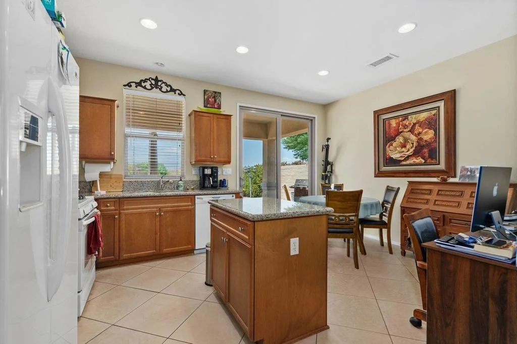 Photo of 41563 Calle Pampas