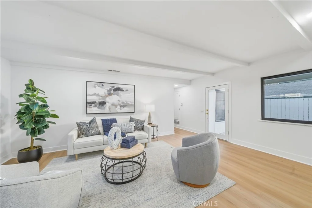 Photo of 212 Avenida Sierra