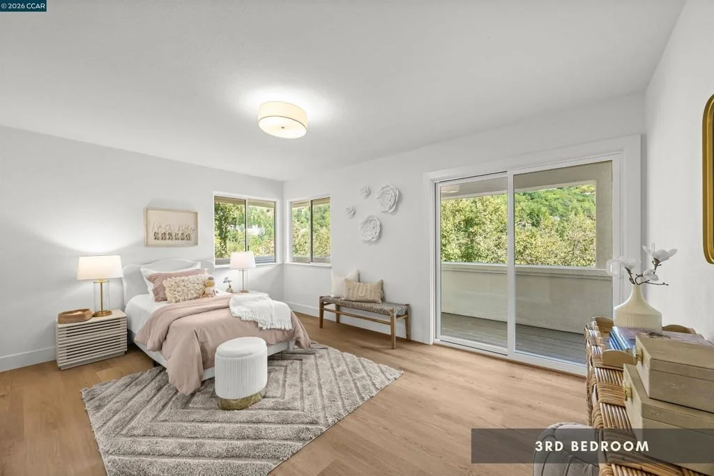Photo of 6900 Charing Cross Rd