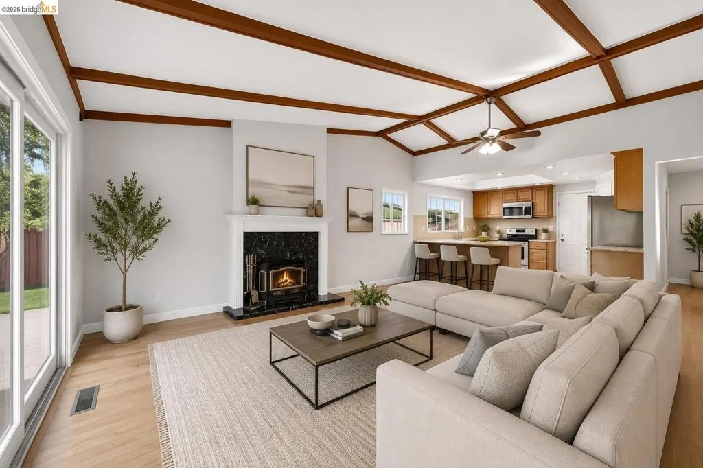 Photo of 901 Helix Dr