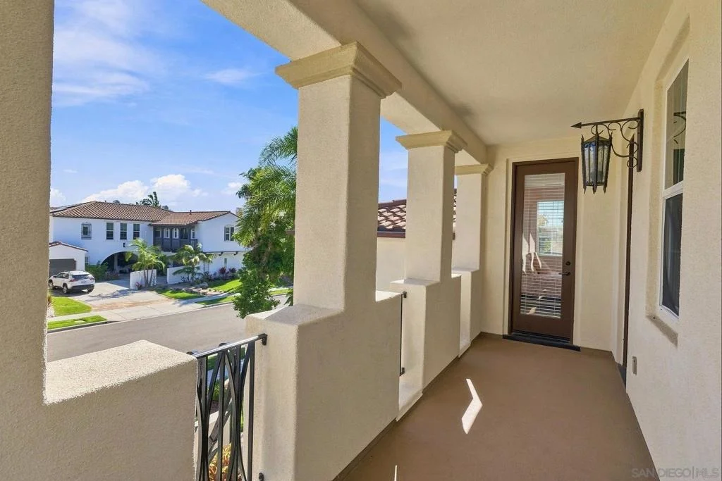 Photo of 7598 Circulo Sequoia