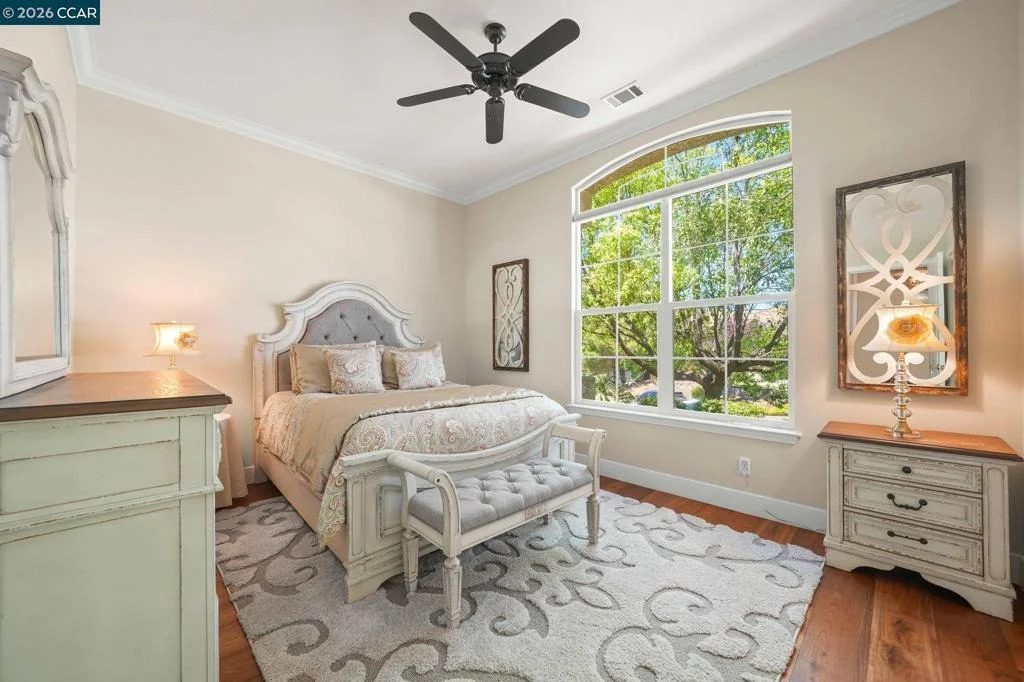 Photo of 110 Forest Hill Dr