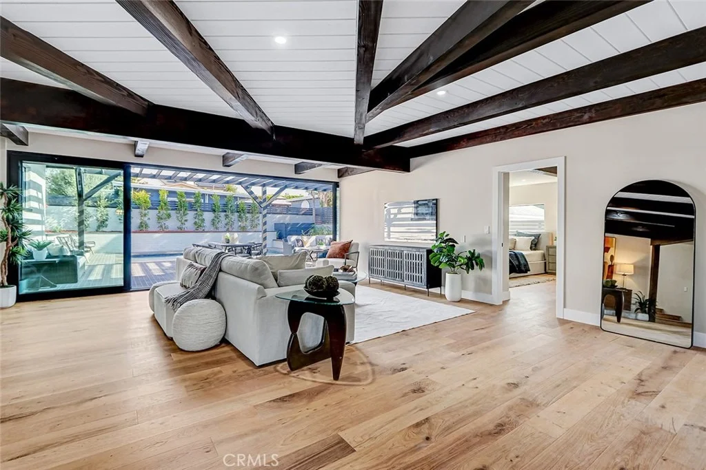 Photo of 876 Center Street