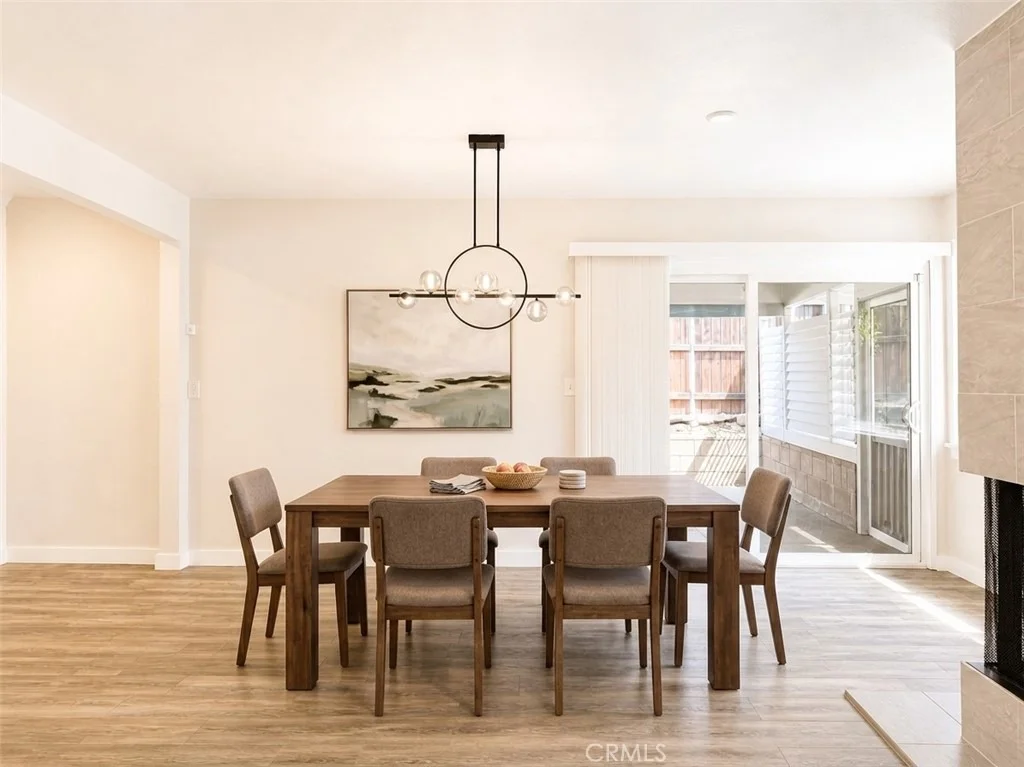 Photo of 1260 Grove Ave