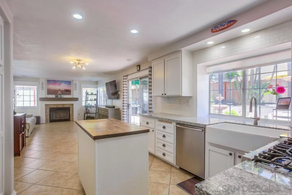 Photo of 473 Avenida Canora
