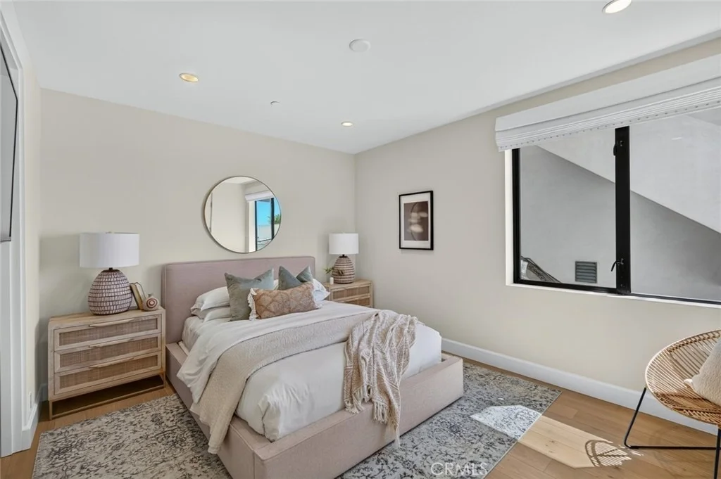 Photo of 33 Bay Drive