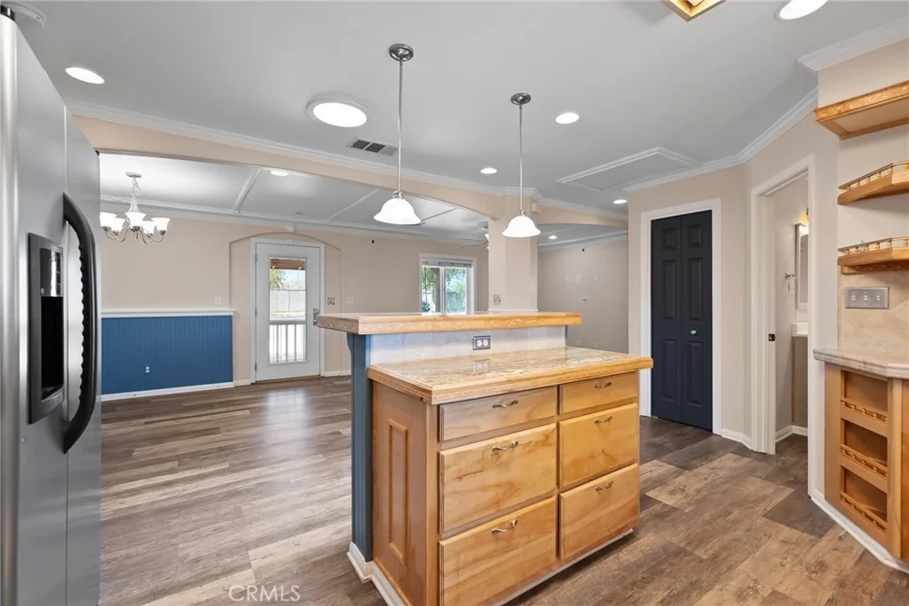 Photo of 62095 Plaza Road