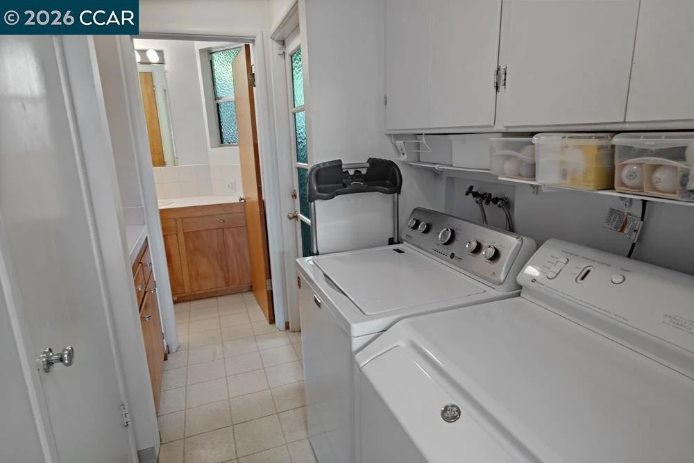 Photo of 18508 Madison Ave