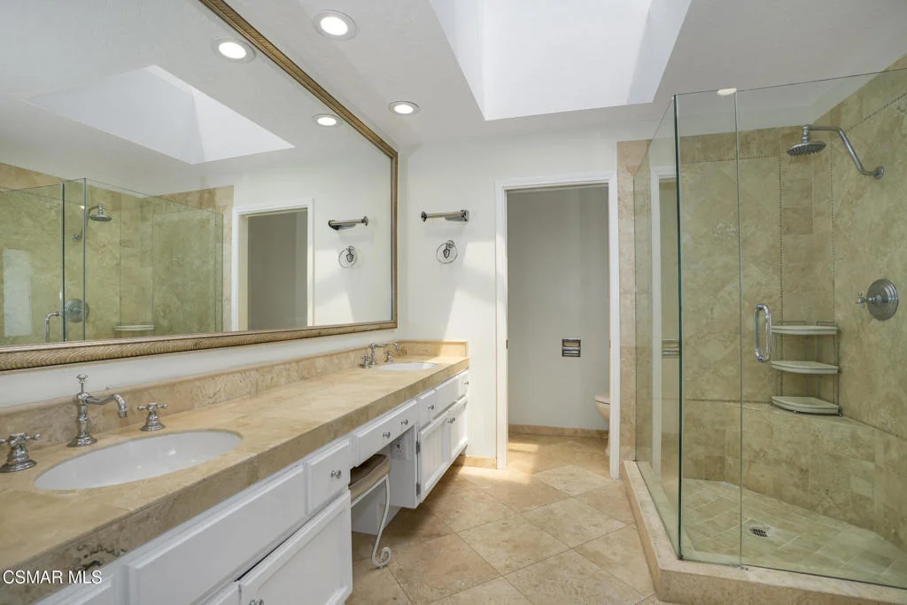 Photo of 6626 Oak Forest Drive