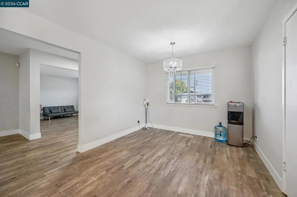 Photo of 20 Clairmont Pl
