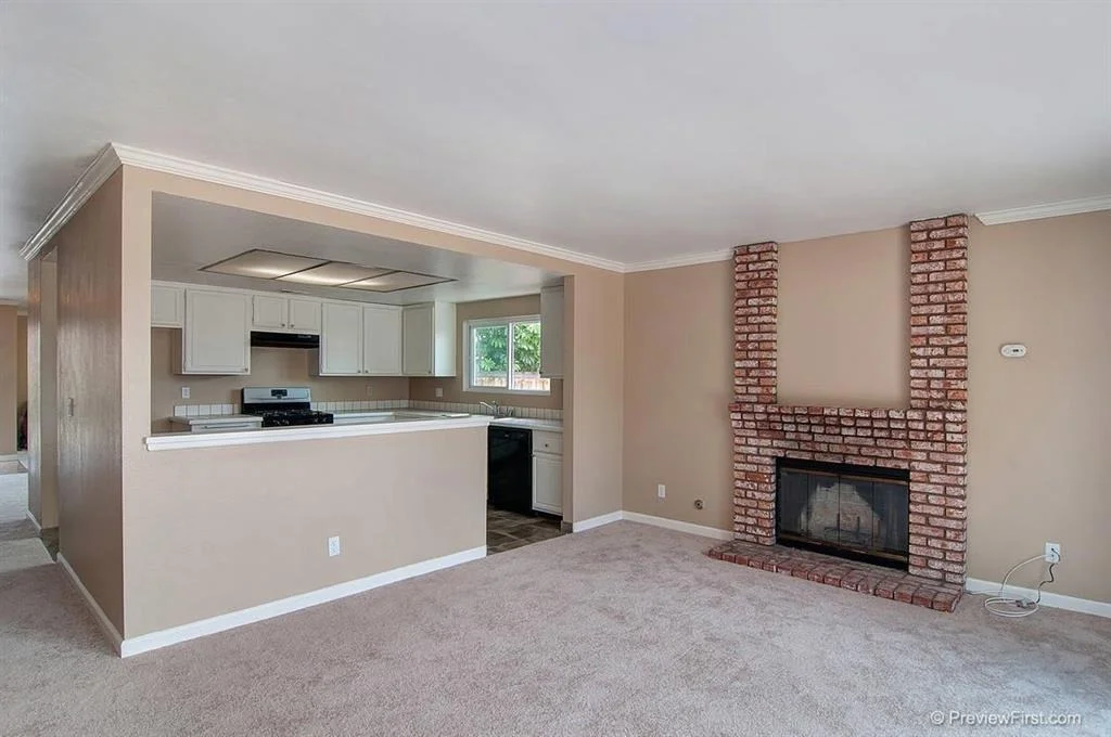 Photo of 7938 Avenida Diestro