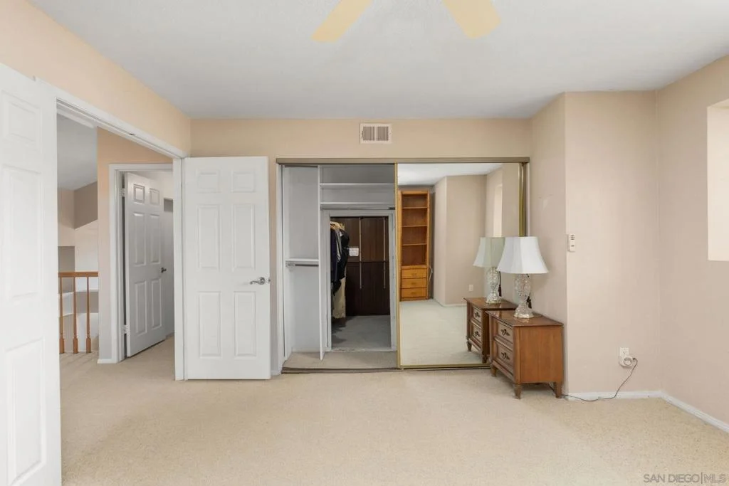 Photo of 2087 Balboa Cir.