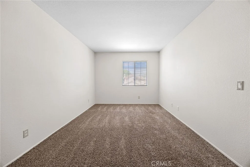 Photo of 2561 Jeffery