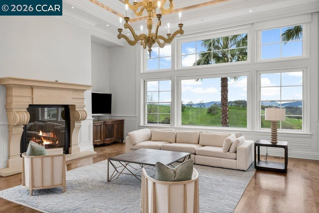 Photo of 10 Serenity Ln