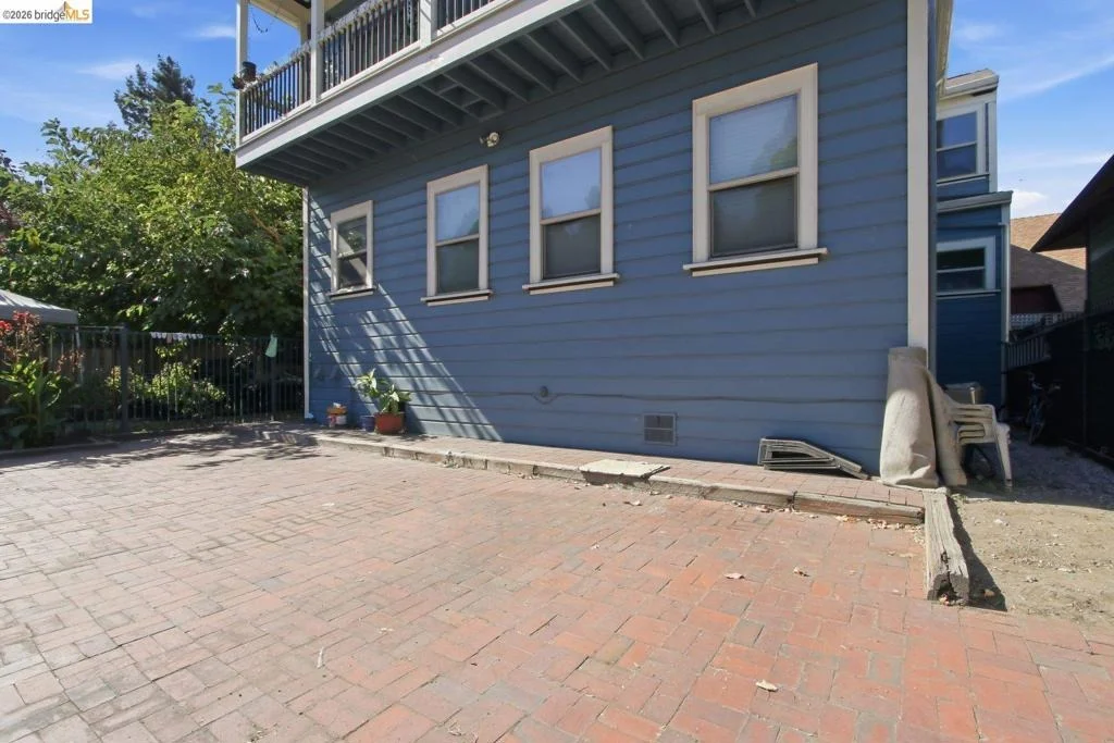 Photo of Unit 56 at 824 Peralta St