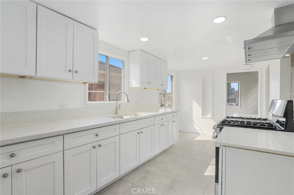 Photo of 1318 W Stockwell Street