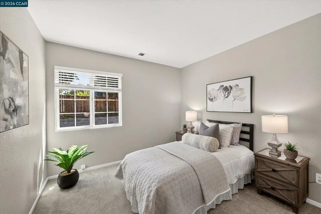 Photo of 577 Saddleback Cir