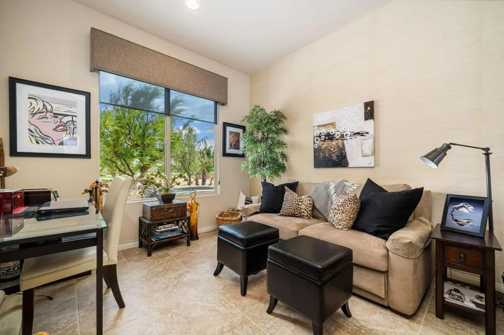 Photo of 81194 Avenida Colonias