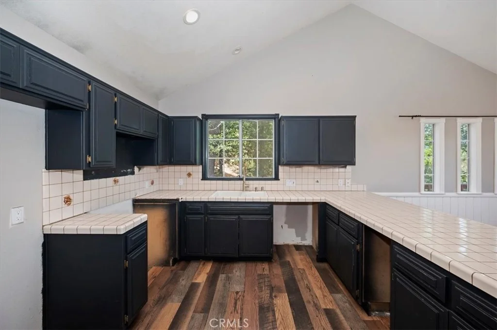 Photo of 26620 Modoc