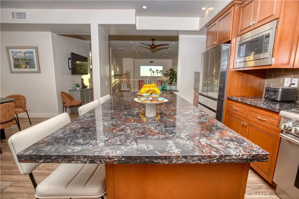 Photo of 19261 SURFVIEW Drive