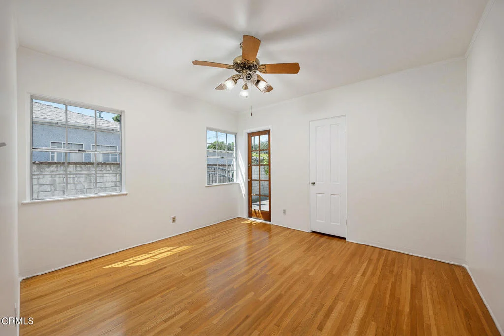 Photo of 321 S Griffith Park Drive