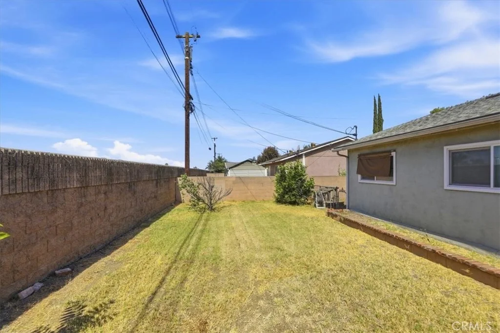 Photo of 614 Azure Court