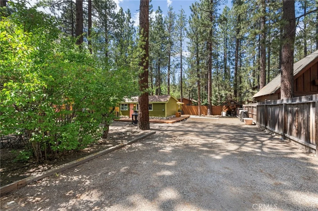 Photo of 925 W Rainbow Boulevard