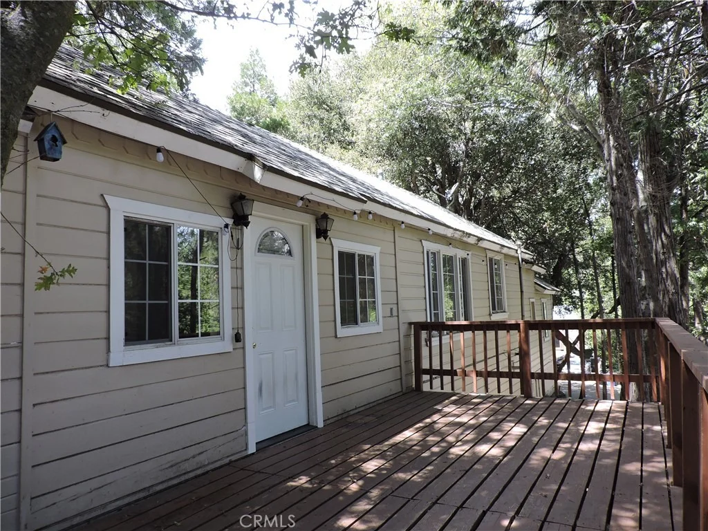 Photo of 657 Knoll