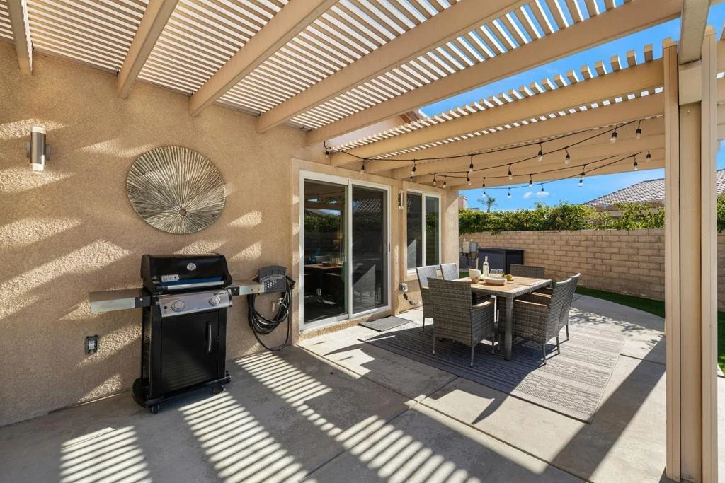 Photo of 49771 Lincoln Drive