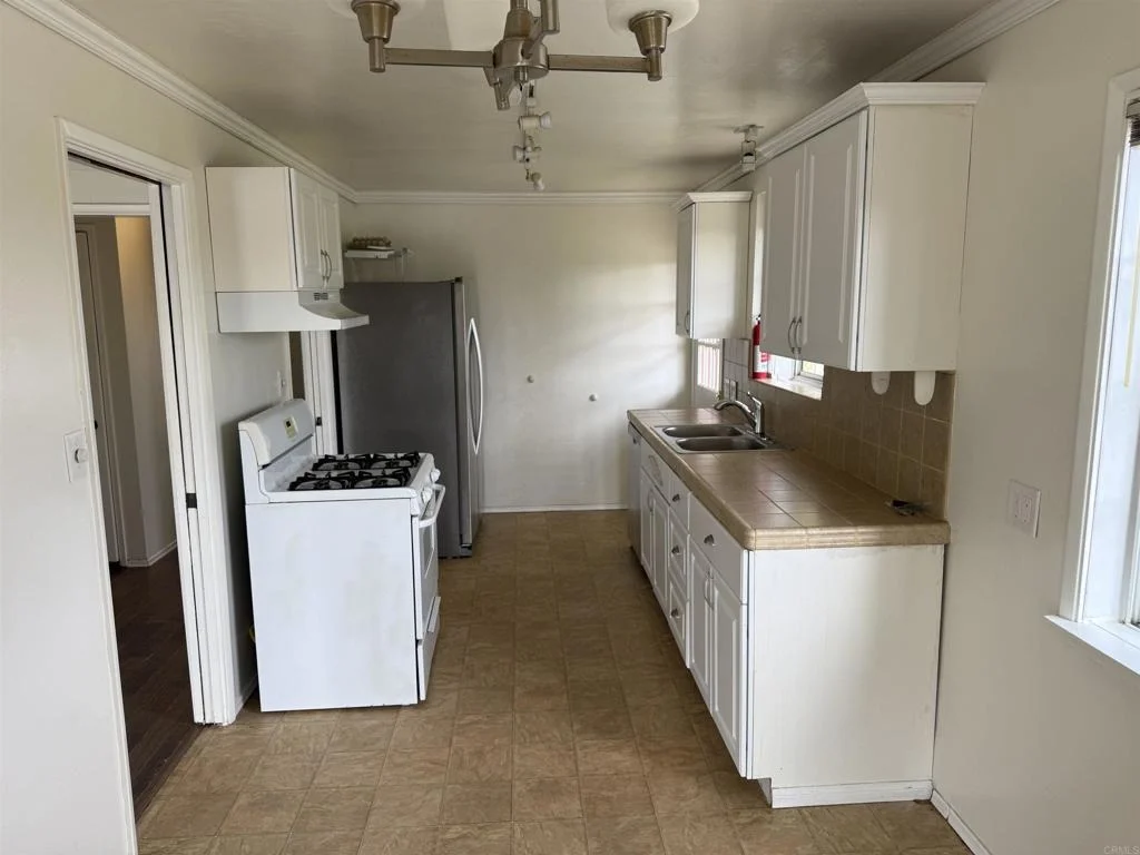 Photo of 534 Ocean View Avenue