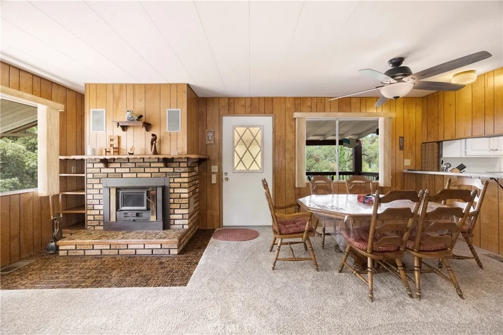 Photo of 352 Lodgeview