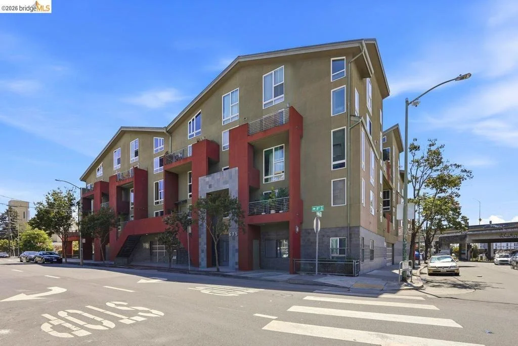 Photo of Unit 3 at 675 8Th St