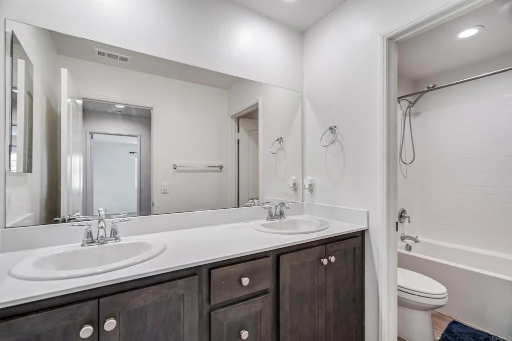 Photo of 5474 Starlight Pl