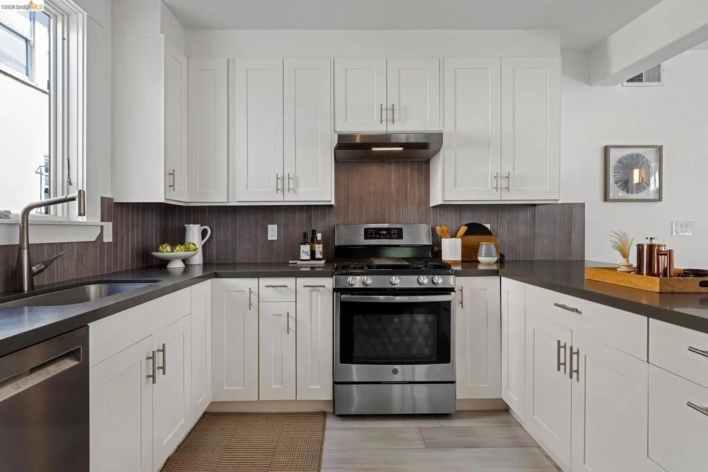 Photo of 5377 Bryant Ave