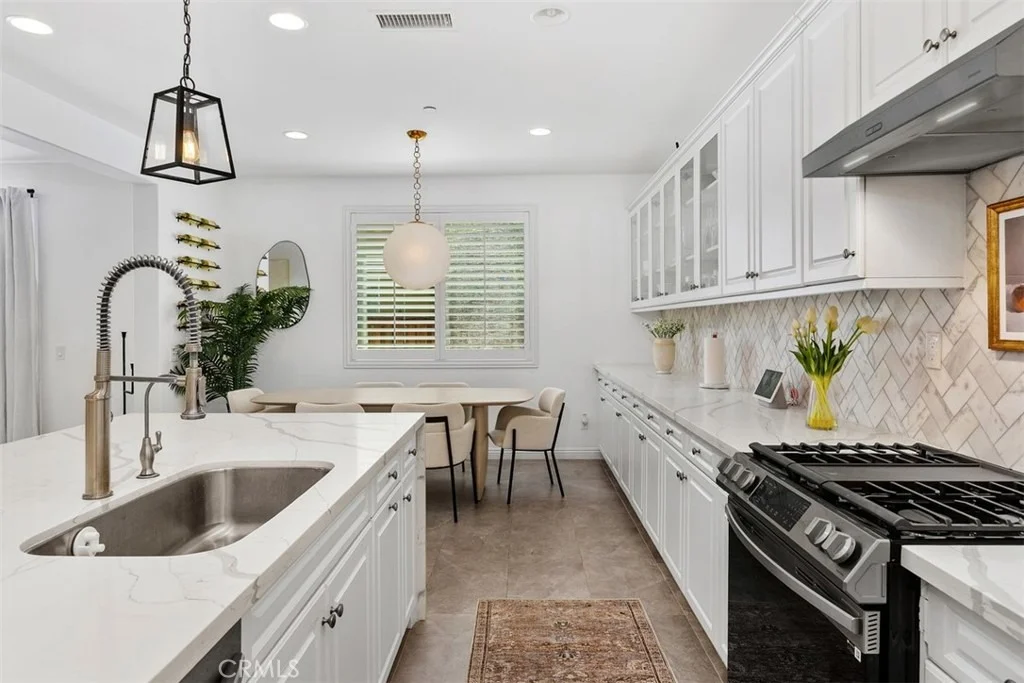 Photo of 11415 Valley Oak
