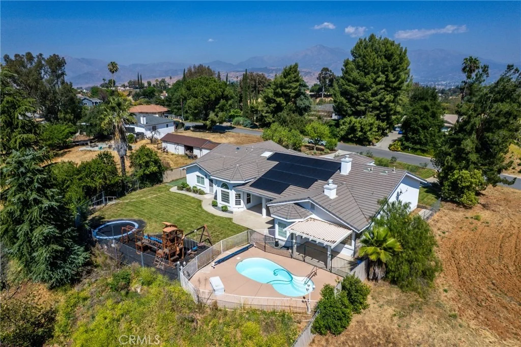 Photo of 12908 South Lane