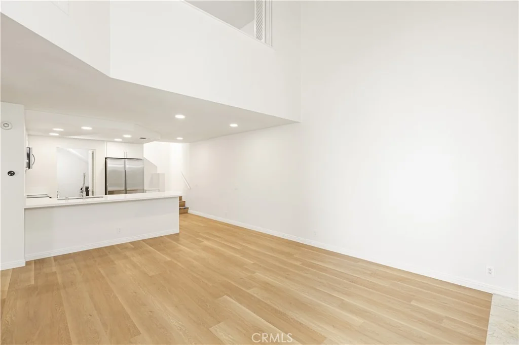 Photo of 446 Fallingstar